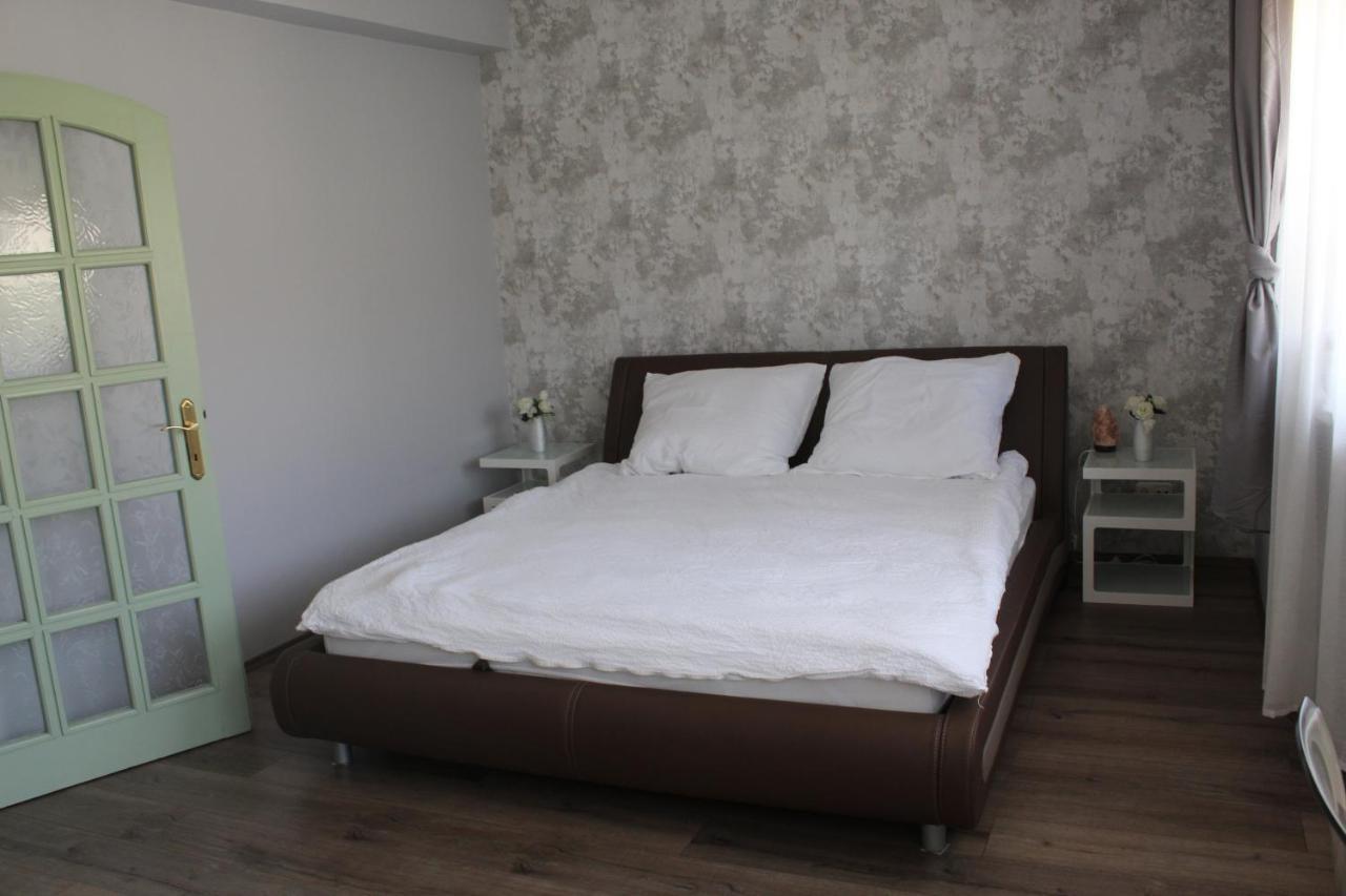Sunny House Apartman Szeged Exterior foto